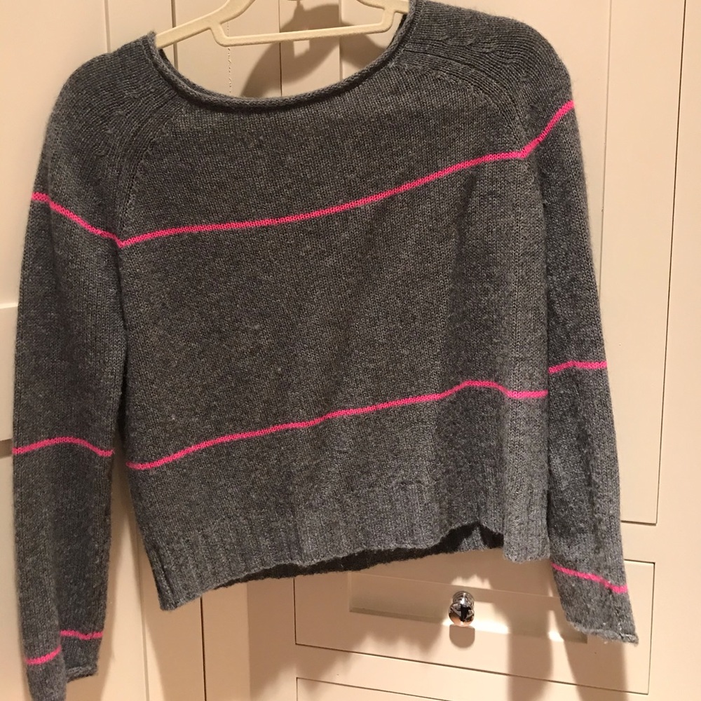 360 Cashmere pink and gray sweater